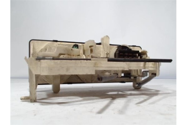 Recambio de mandos calefaccion / a.a. para mitsubishi montero (v20/v40) 2.8 2800 td gls (4-ptas.) referencia OEM IAM   