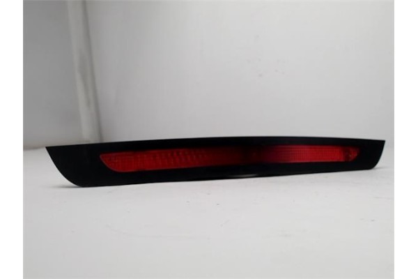 Recambio de luz central de freno para citroen c3 1.4 hdi referencia OEM IAM 9638523480 89028538 