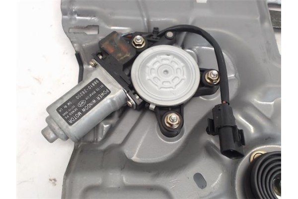 Recambio de elevalunas electrico trasero izquierdo para hyundai santa fe (sm) referencia OEM IAM 9882026200  