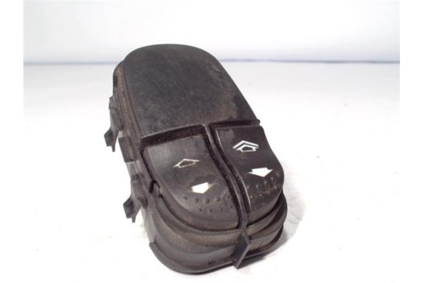 Recambio de mando elevalunas para ford focus berlina (cak) 1.8 ambiente referencia OEM IAM YS4T14529AA  