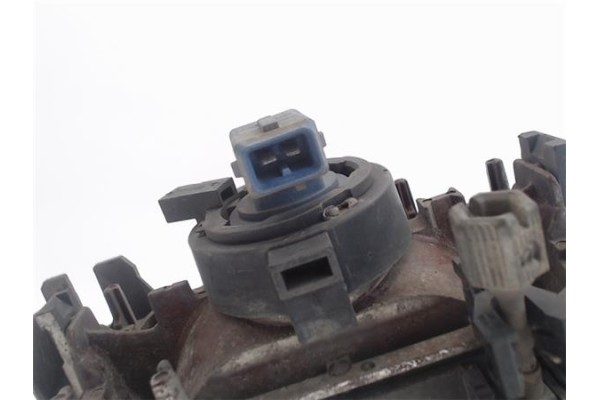 Recambio de faro antiniebla izquierdo para citroen saxo referencia OEM IAM 9618343580 67720231 