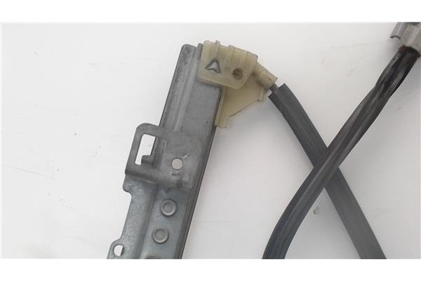 Recambio de mecanismo elevalunas delantero derecho para citroen xantia berlina referencia OEM IAM 400679T3  