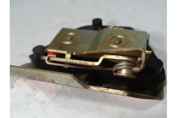 Recambio de cerradura puerta corredera derecha para citroen berlingo 2.0 hdi referencia OEM IAM 913877  