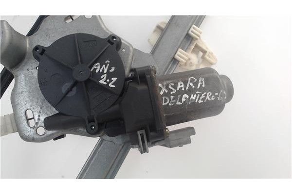 Recambio de mecanismo elevalunas delantero derecho para citroen xantia berlina referencia OEM IAM 400679T3  