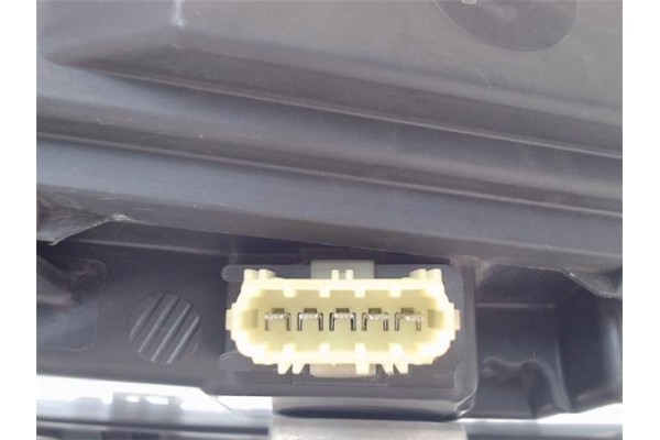 Recambio de faro delantero izquierdo para citroen xantia berlina (1998) 2.0 hdi 90 referencia OEM IAM 88205035G 60974410 