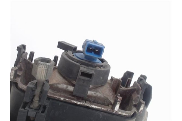 Recambio de faro antiniebla derecho para citroen saxo referencia OEM IAM 9618343480 67720221 