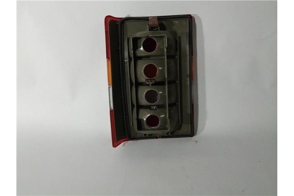 Recambio de piloto trasero derecho para citroen c 15 1.8 d referencia OEM IAM 42421032  