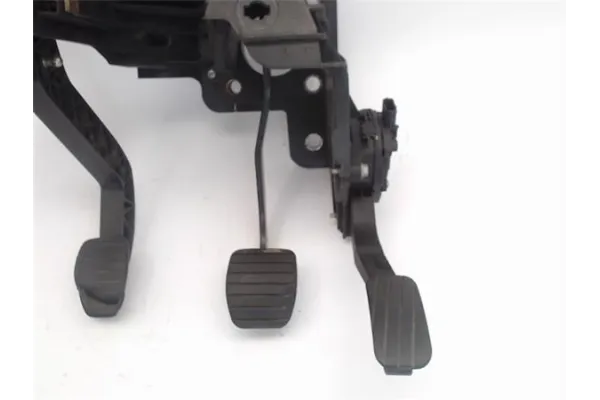 Recambio de juego pedales completo para opel movano b furgón/combi 2.3 combi l1h1 3,0t referencia OEM IAM 93197668 95514757 