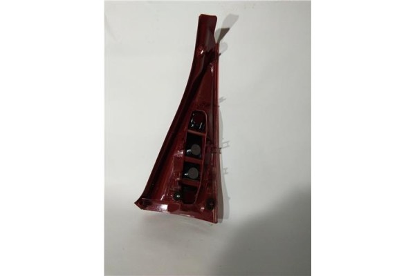 Recambio de piloto trasero izquierdo para citroen c3 1.4 16v audace referencia OEM IAM CI3224154  