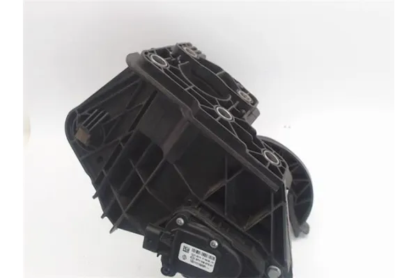 Recambio de juego pedales completo para opel movano b furgón/combi 2.3 combi l1h1 3,0t referencia OEM IAM 93197668 95514757 