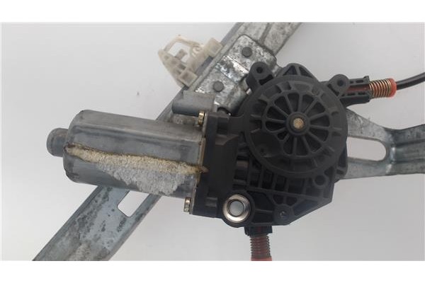 Recambio de mecanismo elevalunas delantero derecho para peugeot 206 referencia OEM IAM 9222F8  