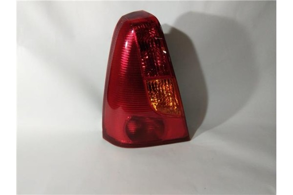 Recambio de piloto trasero izquierdo para dacia logan 1 1.5 ambiance referencia OEM IAM 16250131  