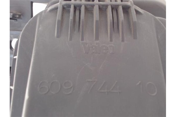 Recambio de faro delantero izquierdo para citroen xantia berlina (1998) 2.0 hdi 90 referencia OEM IAM 88205035G 60974410 