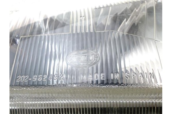 Recambio de faro delantero dcho para volkswagen polo iii (6n1) 75 1.6 referencia OEM IAM 6N1941016  