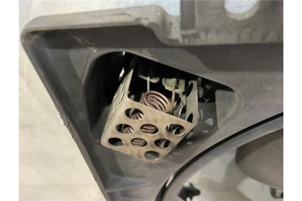 Recambio de electroventilador para renault clio iii 1.2 16v referencia OEM IAM 7701068310 7701063963 21481AY610 , NISSAN | 77010