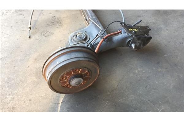 Recambio de puente trasero para dacia duster i 1.5 ambiance 4x2 referencia OEM IAM 555016666R  