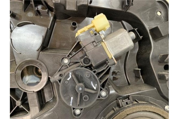 Recambio de mecanismo elevalunas delantero izquierdo para ford fiesta vi 1.25 referencia OEM IAM C1BBA045H17AB  