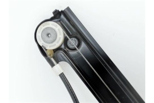 Recambio de mecanismo elevalunas trasero izquierdo para volkswagen polo advance 1.4 referencia OEM IAM 6R4837461E  