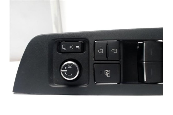 Recambio de mando elevalunas para toyota corolla 1.8 referencia OEM IAM 84040-02160 114-2199 