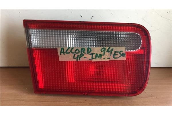 Recambio de piloto trasero izquierdo para honda accord berlina (cc/ce) 1.8 (ce7) referencia OEM IAM 286241L  
