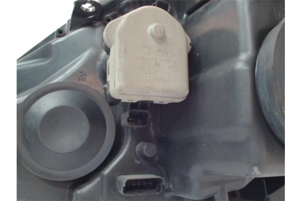 Recambio de faro delantero dcho para renault scenic ii (jm) 1.9 dci (jm12, jm0g) referencia OEM IAM 5DV00829000  