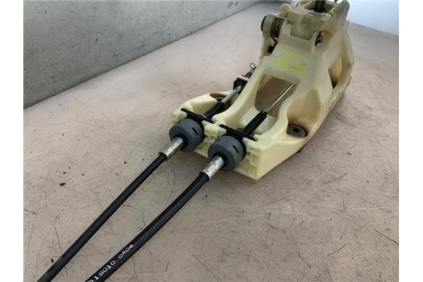 Recambio de conjunto palanca cambio velocidad para kia rio (jb) 1.4 16v referencia OEM IAM 437001G600VA  