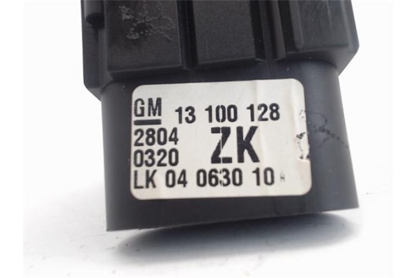 Recambio de mando de luces para opel astra h berlina referencia OEM IAM 13100128ZK LK04063010 