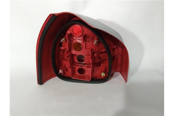 Recambio de piloto trasero derecho para audi a3 (8l) 1.6 attraction referencia OEM IAM AD0164153  