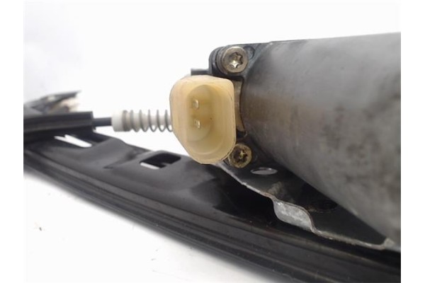 Recambio de mecanismo elevalunas delantero derecho para bmw serie 3 berlina (e46) 2.0 320d referencia OEM IAM 676283620640 51337