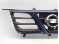 Recambio de rejilla capo para nissan x-trail (t30) 2.2 comfort referencia OEM IAM 623108H709  