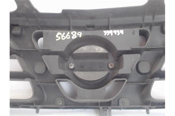 Recambio de rejilla capo para nissan x-trail (t30) 2.2 comfort referencia OEM IAM 623108H709  