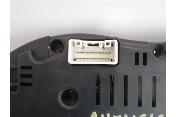 Recambio de cuadro completo para toyota avensis berlina (t22) 2.0 vvt-i referencia OEM IAM 8380005570h  