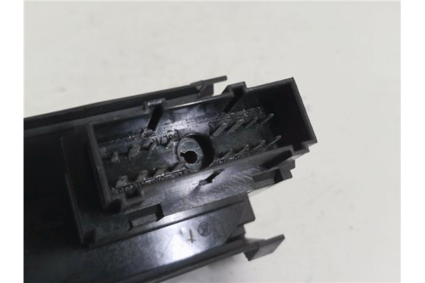 Recambio de mando de luces para ford transit furgón 2.2 tdci referencia OEM IAM 4M5T13A024CA  