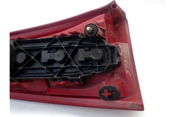 Recambio de piloto trasero derecho para citroen c3 1.4 hdi referencia OEM IAM 6351Q3  