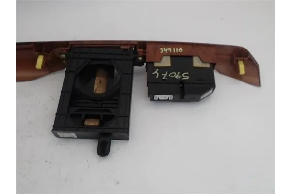 Recambio de embellecedor consola salpicadero para toyota avensis berlina (t22) 2.0 vvt-i referencia OEM IAM 5547505010  
