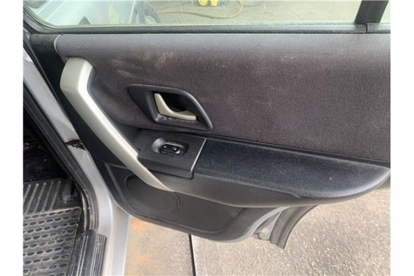 Recambio de puerta trasero derecha para land rover freelander (ln) 2.0 hse familiar referencia OEM IAM BFA490160  