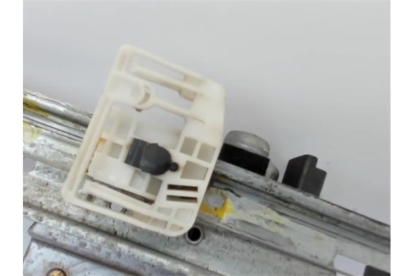 Recambio de mecanismo elevalunas trasero izquierdo para renault megane ii berlina 5p referencia OEM IAM   