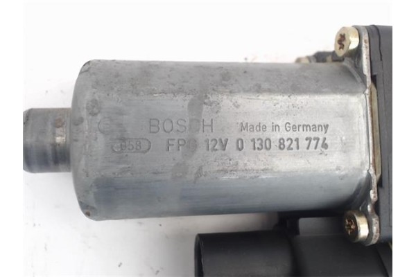 Recambio de motor elevalunas delantero derecho para audi a6 avant (4b5) 2.8 quattro referencia OEM IAM 0130821774  