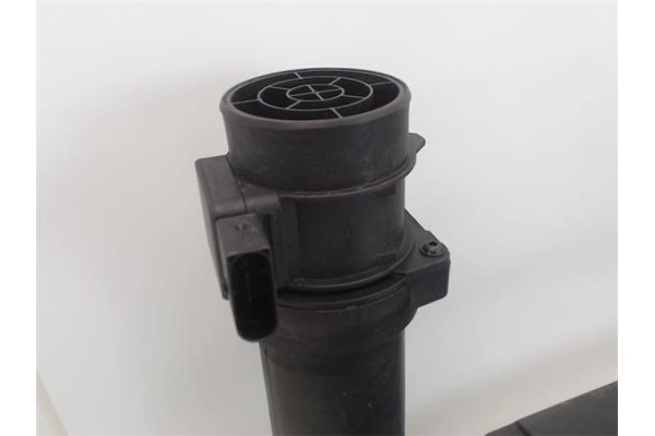 Recambio de carcasa filtro aire para mercedes-benz clase c (bm 203) sportcoupe 2.0 c 180 (203.735) referencia OEM IAM A111090120