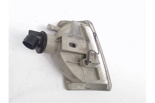 Recambio de intermitente delantero izquierdo para peugeot 205 berlina referencia OEM IAM   