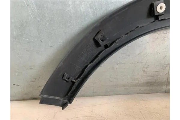 Recambio de moldura aleta trasero derecha para mini mini (r50,r53) 1.6 cooper referencia OEM IAM 51131505868  