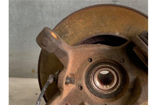 Recambio de mangueta delantero derecha para ford transit furgón 2.2 tdci referencia OEM IAM 1743040  
