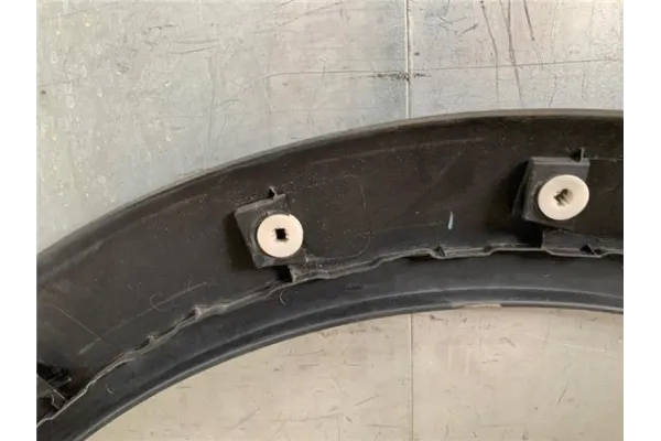 Recambio de moldura aleta trasero derecha para mini mini (r50,r53) 1.6 cooper referencia OEM IAM 51131505868  