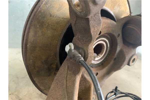 Recambio de mangueta delantero derecha para ford transit furgón 2.2 tdci referencia OEM IAM 1743040  