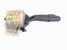 Recambio de mando intermitencia para toyota avensis berlina (t22) 2.0 vvt-i referencia OEM IAM 05110  