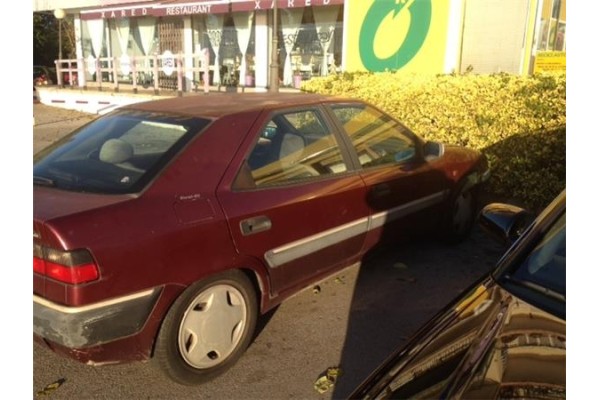 citroen xantia berlina del año 1996