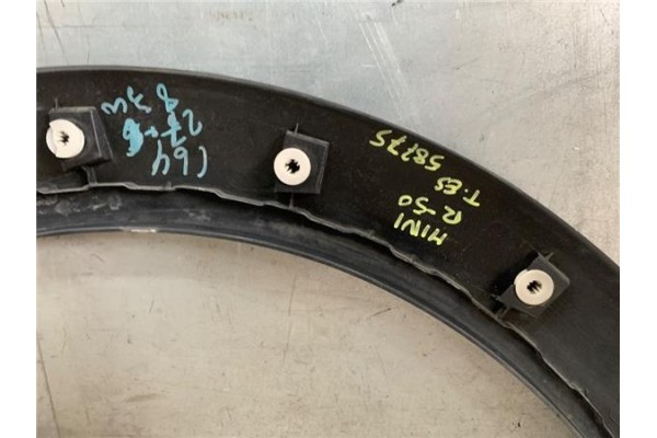 Recambio de moldura aleta trasero izquierda para mini mini (r50,r53) 1.6 cooper referencia OEM IAM 51131505869  