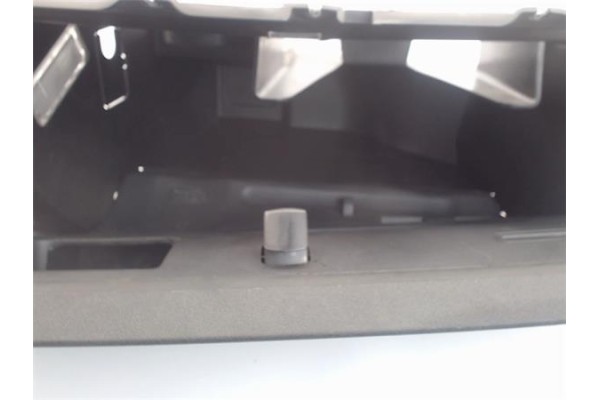 Recambio de guantera salpicadero para citroen c4 berlina 1.6 hdi referencia OEM IAM 8218XX  