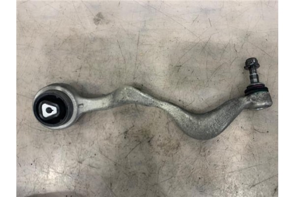 Recambio de brazo inferior delantero izquierdo para bmw serie 1 berlina (e81/e87) 2.0 120d referencia OEM IAM 31122405861 EST158