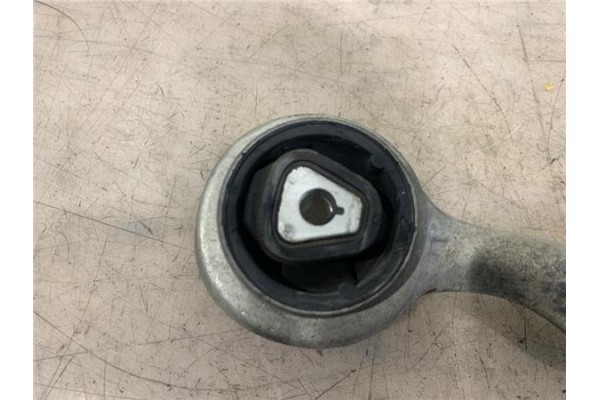 Recambio de brazo inferior delantero izquierdo para bmw serie 1 berlina (e81/e87) 2.0 120d referencia OEM IAM 31122405861 EST158